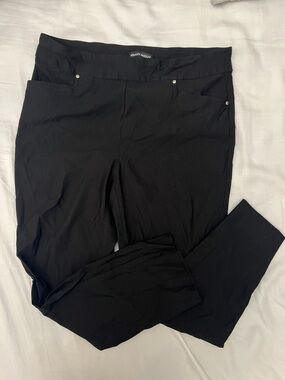 Hilary Radley Black Pull-On Pants